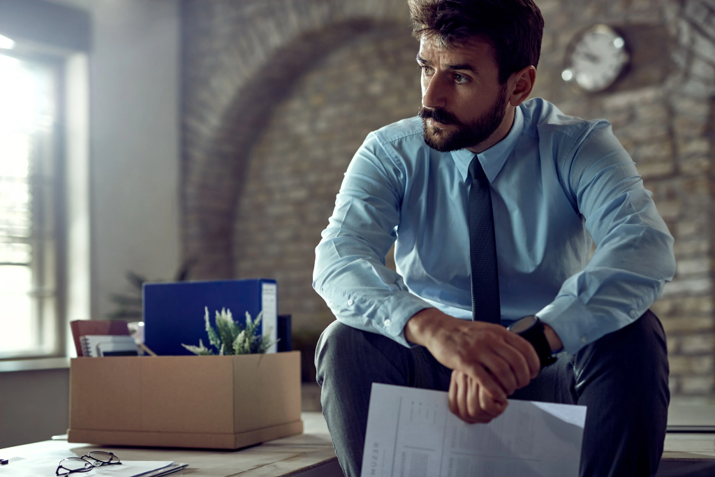 ¿Despedido injustamente? Descubre cómo proteger tus derechos con nuestra Firma de abogados | Gusabogados